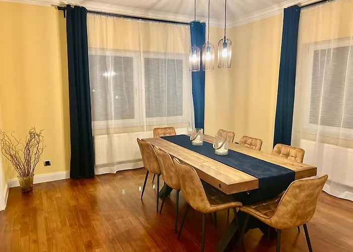 Luxury On 180 Sm For 8 People