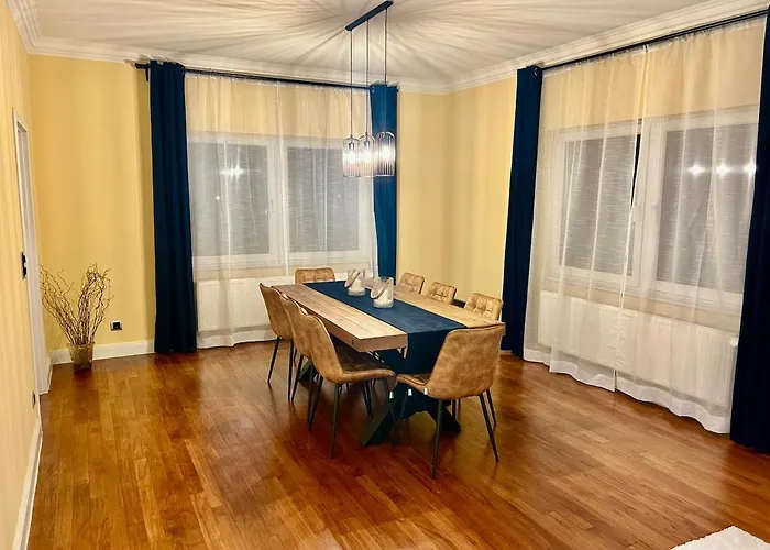 Apartament Luxury On 180 Sm For 8 People *
