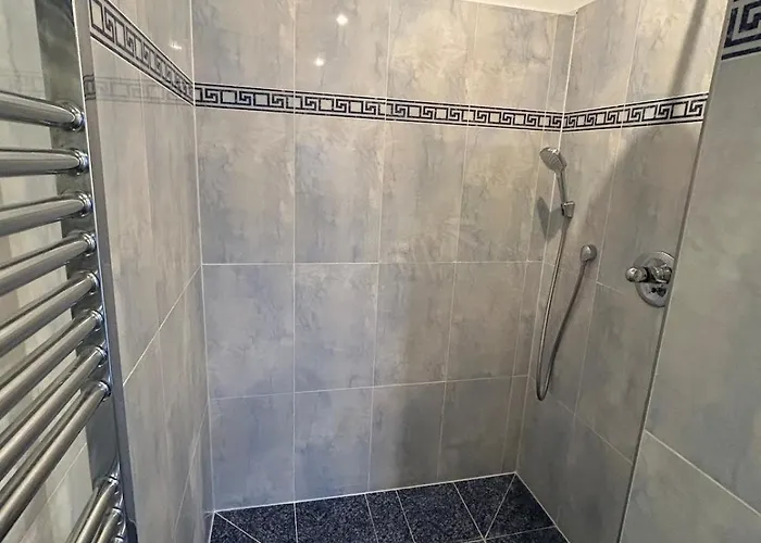 Luxury On 180 Sm For 8 People Apartament