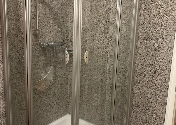 Luxury On 180 Sm For 8 People