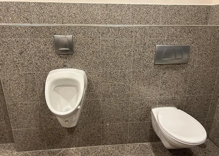 Luxury On 180 Sm For 8 People Hamburg
