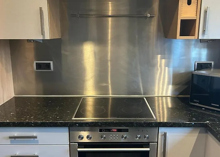 Luxury On 180 Sm For 8 People